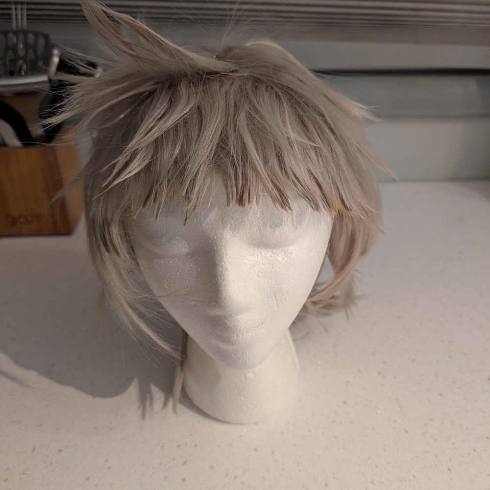 Stylish Gray Wig